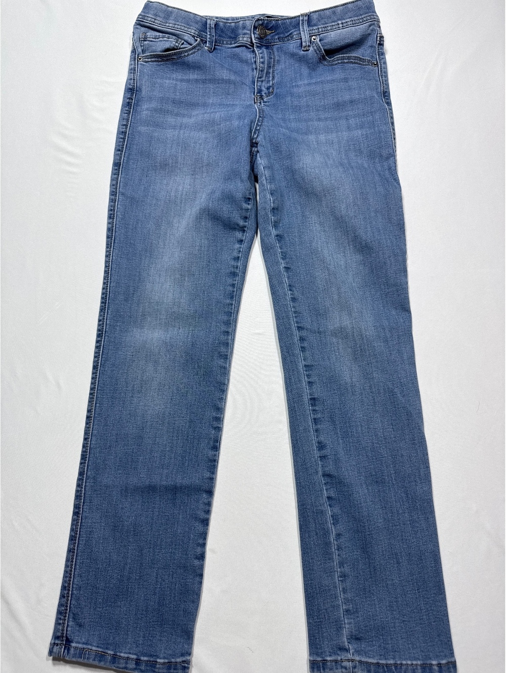 Lincoln Outfitters Classic Light Blue Denim Jeans Size 2 - Straight Leg Comfort!